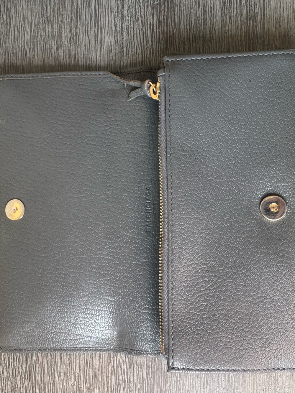 Balenciaga Giant Gray Leather Wallet with COA Non Branded Chain Included - Picture 8 of 12